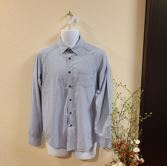 Howe Long Sleeve Button Down Shirt Medium - Picture 3 of 8